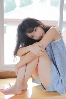 年轻漂亮岳每4乱理